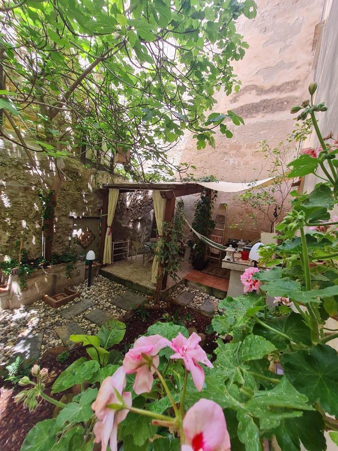 Ai Due Cortili Lägenhet Trapani Exteriör bild