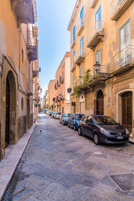 Ai Due Cortili Lägenhet Trapani Exteriör bild